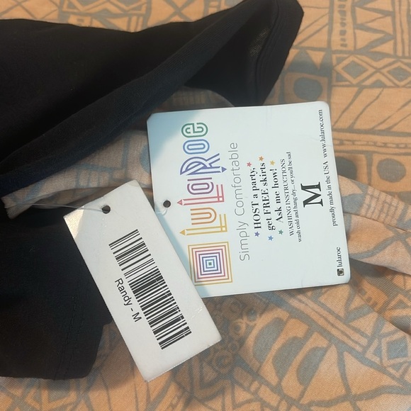 NWT LuLaRoe Randy Knit w Raglan 3/4 Sleeve T shirt Size M NWT - Picture 4 of 6